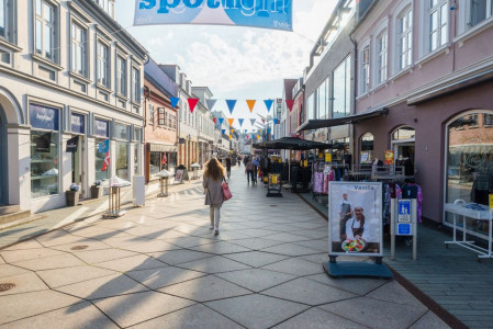 Vejle går fuldstændig i sort! 