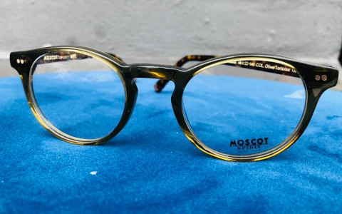 Nye Moscot briller